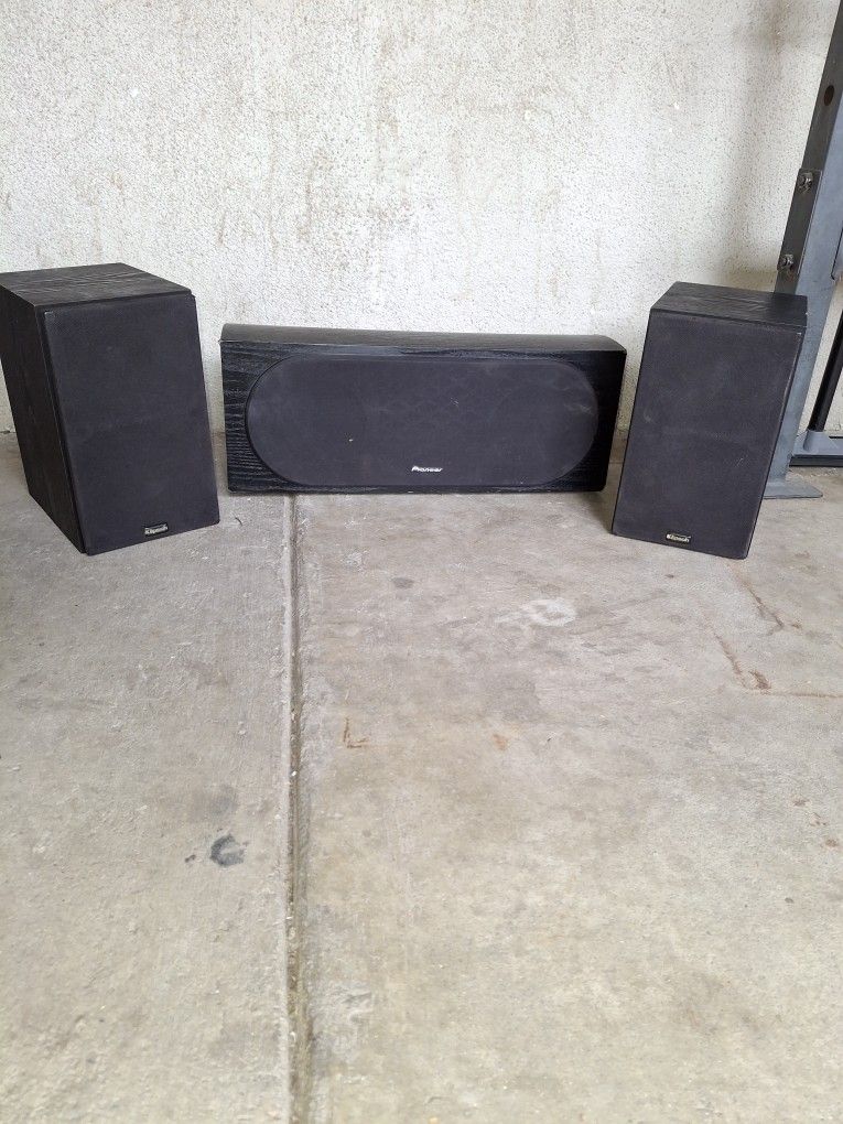 Speaker Set For Sale!!