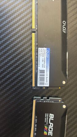 Blade Performance DDR4 DRAM | RGB | 16G Each