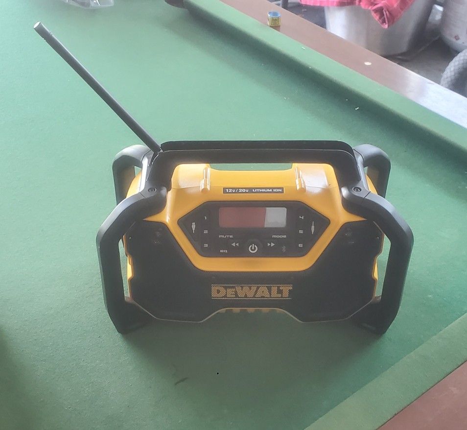 Bocina Dewalt Bluetooth