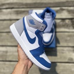 Jordan 1 True Blue