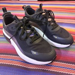 Nike Women's Air Max Dia Active Running Shoes Size 6
