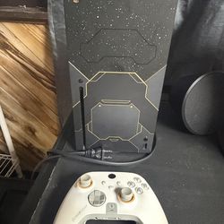 Xbox series X Halo Edition