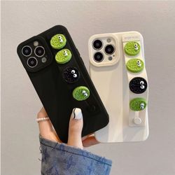 The cookie wristband holder is suitable for Apple 16PROMAX mobile phone case