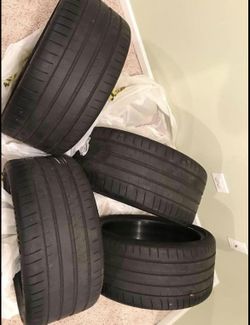 Michelin Pilot Sport 4s Summer Tires 275/30/20
