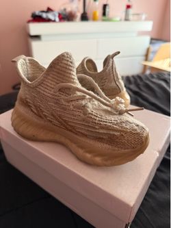 toddler shoes 8C/9C
