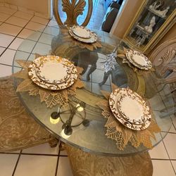 Dinning room set  Moving this Week