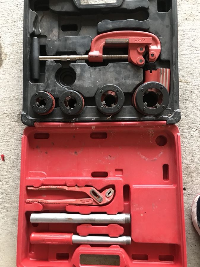 Cummins pipe threading/ cutting kit