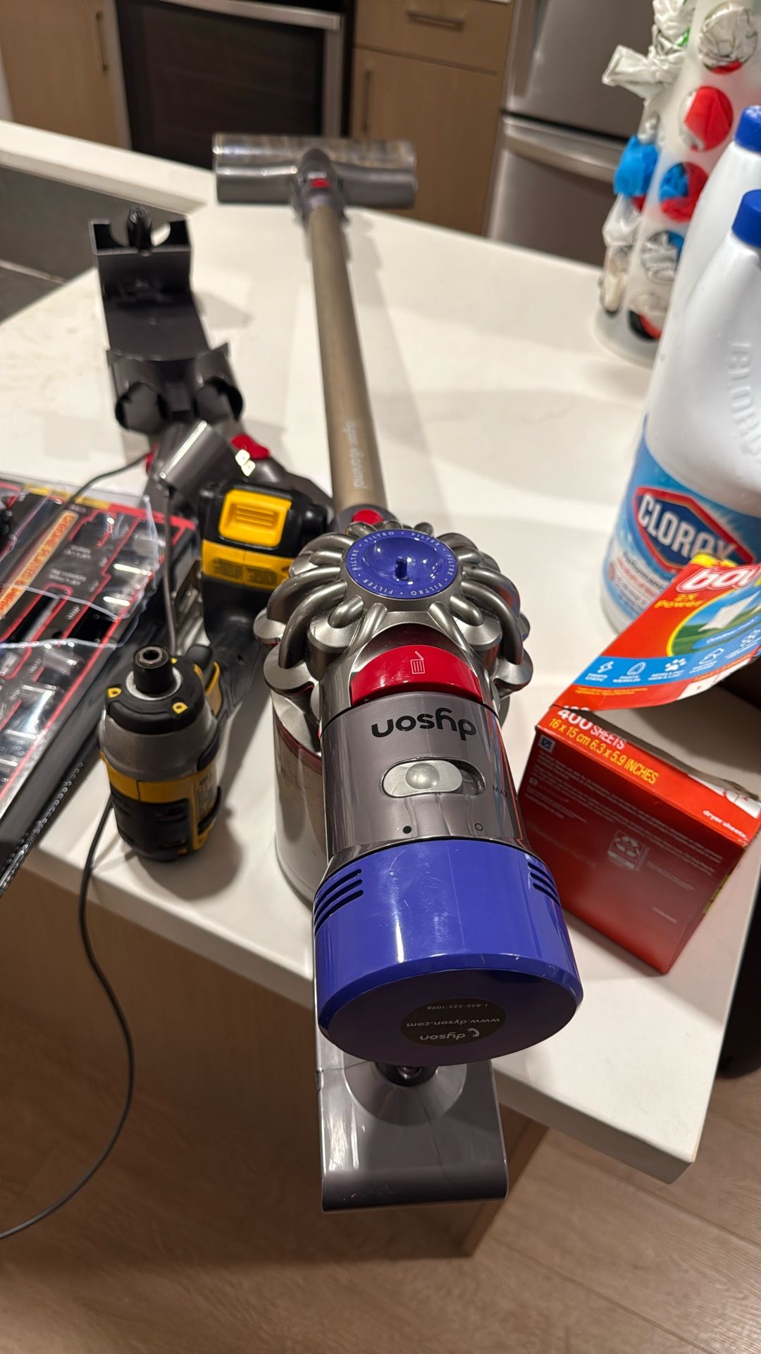 Dyson V8 Animal Vacuum