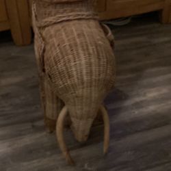 Wicker elephant