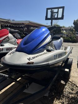 2 Jet Skis Kawasaki STX-15f