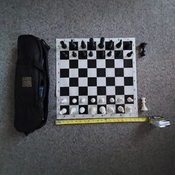 20" On-The-Go Travel Chess Set