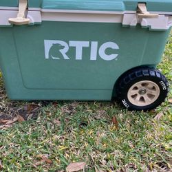RTIC COOLER