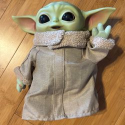NEW  Baby Yoda Plush Toy