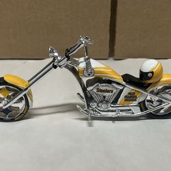 Hamilton Collection Pittsburgh Steelers Diecast Chopper Motorcycle