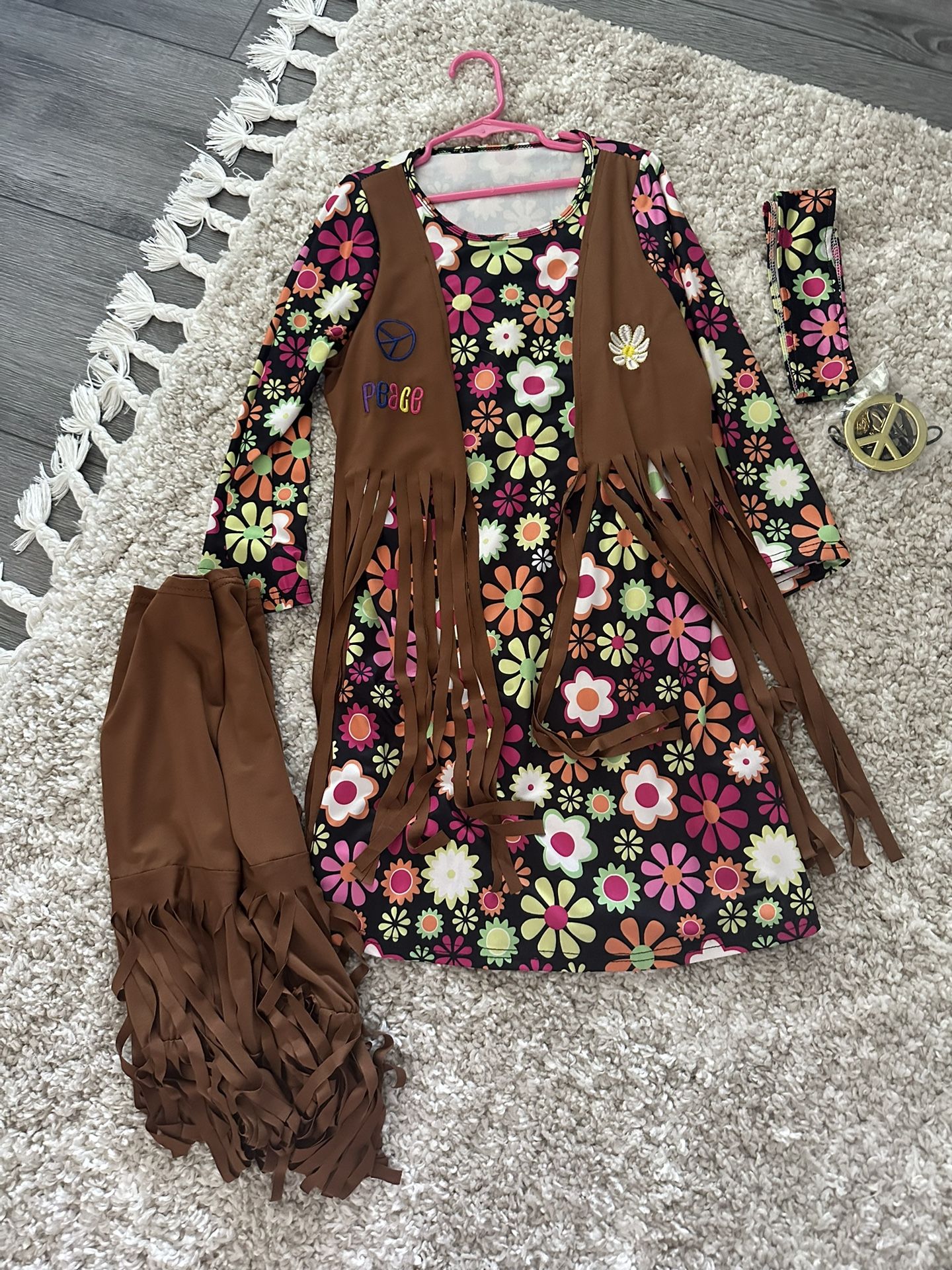 Girls Size 7/8 Halloween Costume Never Worn