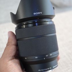 Sony 3.5-5.6 lens 28-70