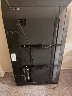 55" Sony Bravia Smart TV + mount and original remote
