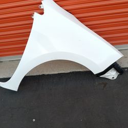 2016-2019 Toyota Corolla Fender (Passenger Side) OEM 