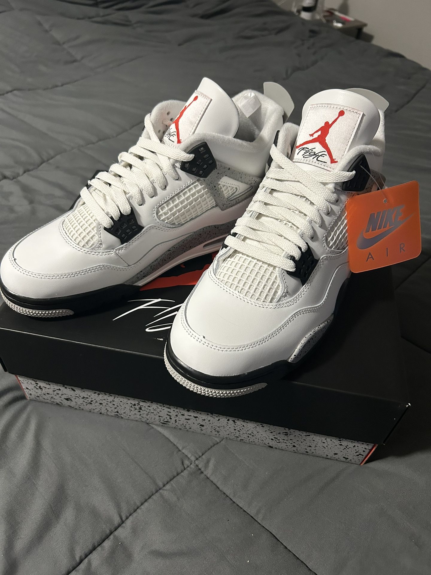 Air Jordan Retro 4 “White Cement “