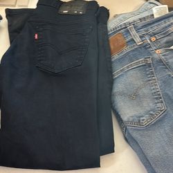Six Levi’s Men’s Jean Size 32/30 31/30 29/30 Etc. Entregó Afuera McDonalds 3590 N Zaragoza 