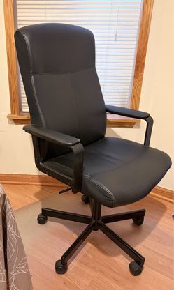 Black Leather High-Back Office Chair