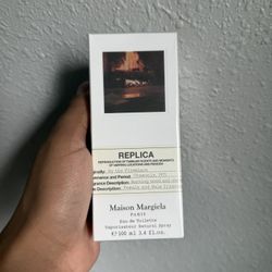Maison Margiela 3.4 Oz By The Fireplace 