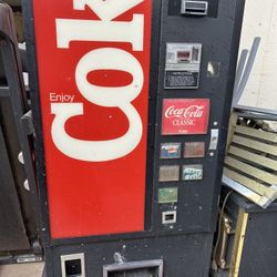 Coca-Cola Vending Machine