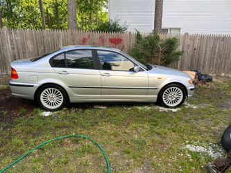 2003 BMW 325i