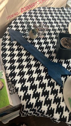 Wood Wall Decor. Arrow 