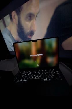 Brand new MacBook m4 chip 13’