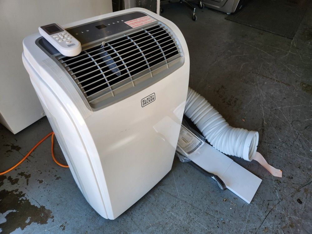 5,500 BTU Black &Decker Portable A/C Unit-Excellent Working Condition!