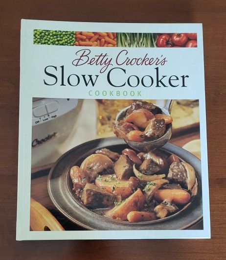 Betty Crocker Slow Cooker Cookbook
