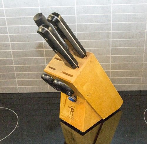 Solid wood knife block with knives, scissors, honing rod

