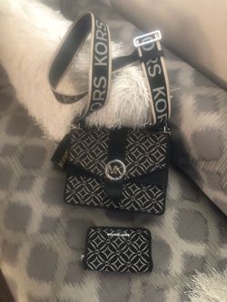 Michael Kors bag and wallet
