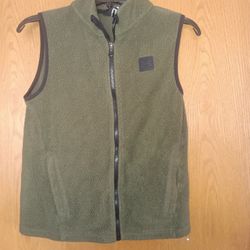 Boys Size Medium,  Under Armour Fleece Vest