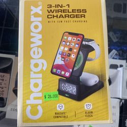 Chargeworx 3-in-1 Wireless Charger 15W Fast Charging MagSafe Alarm Clock