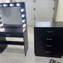 Makeup vanity And Dresser 