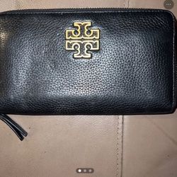 Tory Burch leather Black Trifold Wallet