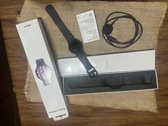 🔥 Samsung Galaxy Watch6 ⌚️ - Like New 👀