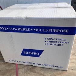 VINYL  GLOVES POWDERED 