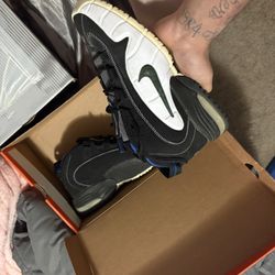 nikes size 10 