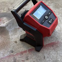 Milwaukee Tire Inflator 