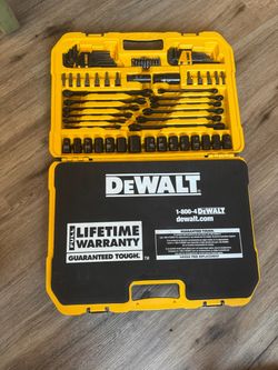 DEWALT Mechanics Tool Set with Case