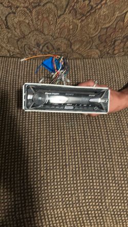 Sony Deck with a detachable face