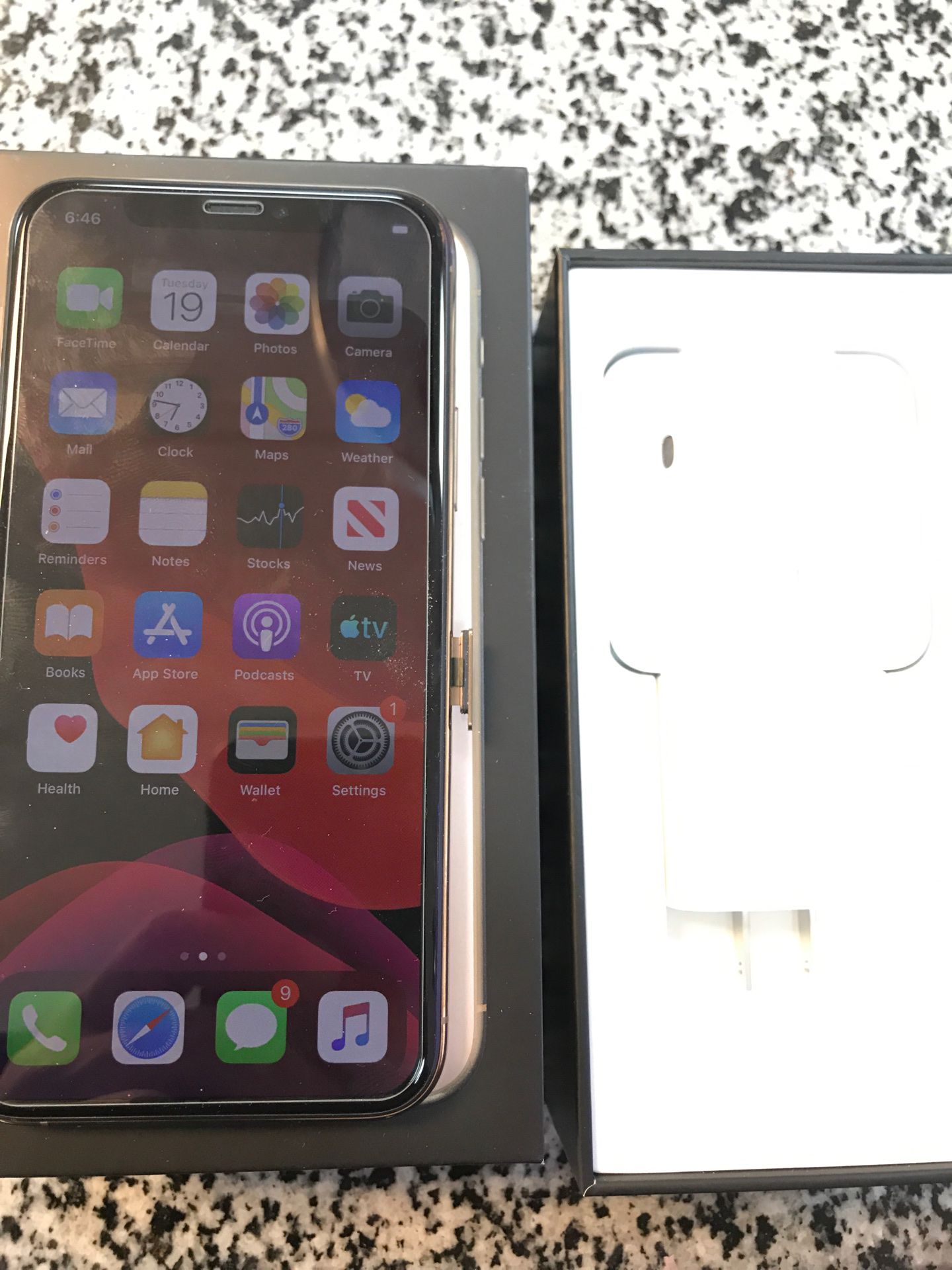 iPhone 11 Pro gold 256gb AT&T