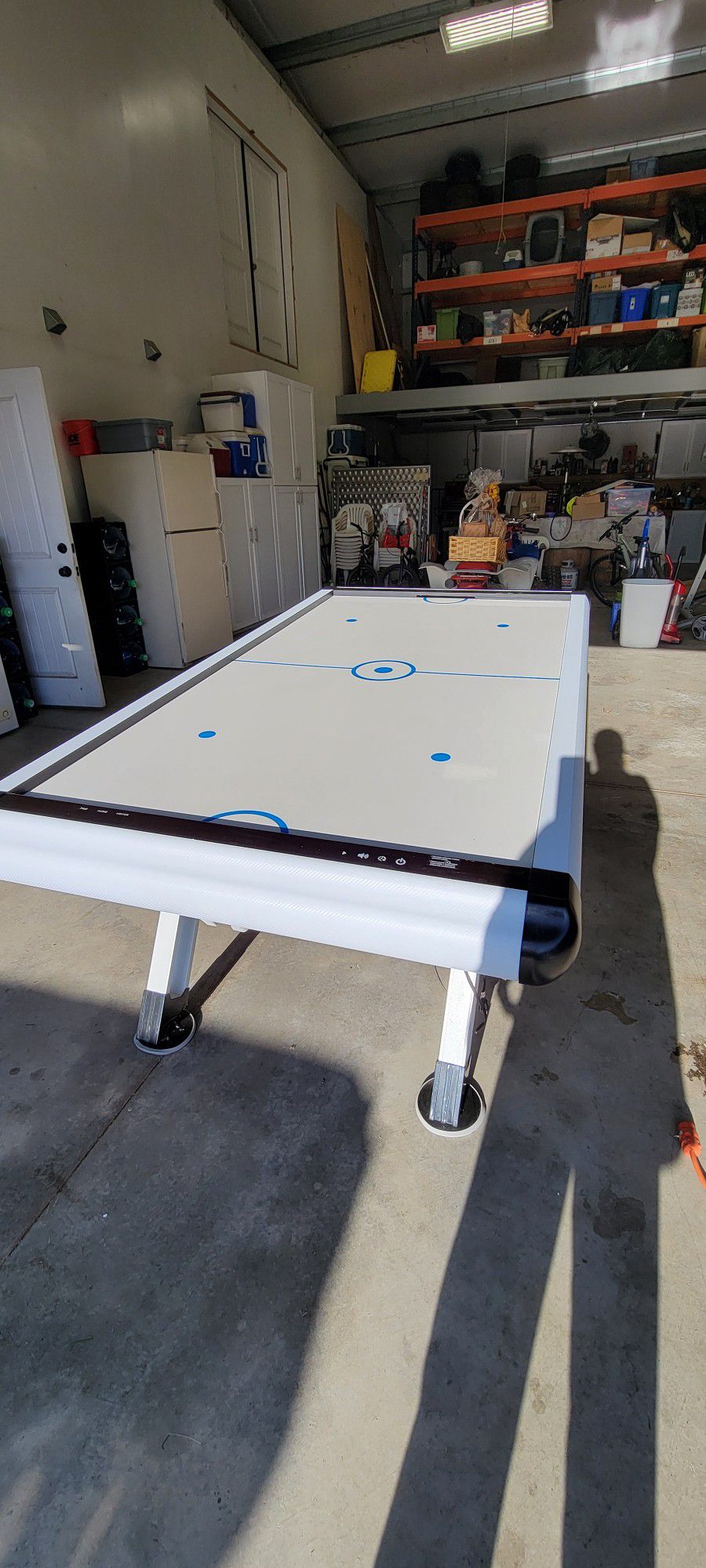 Automated Air Hockey Table