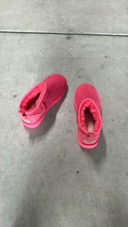 Hot pink Ugg