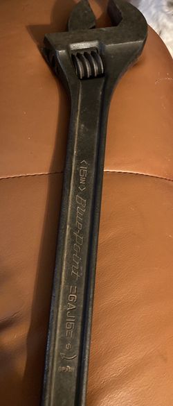 15 inch Adjustable Wrench 