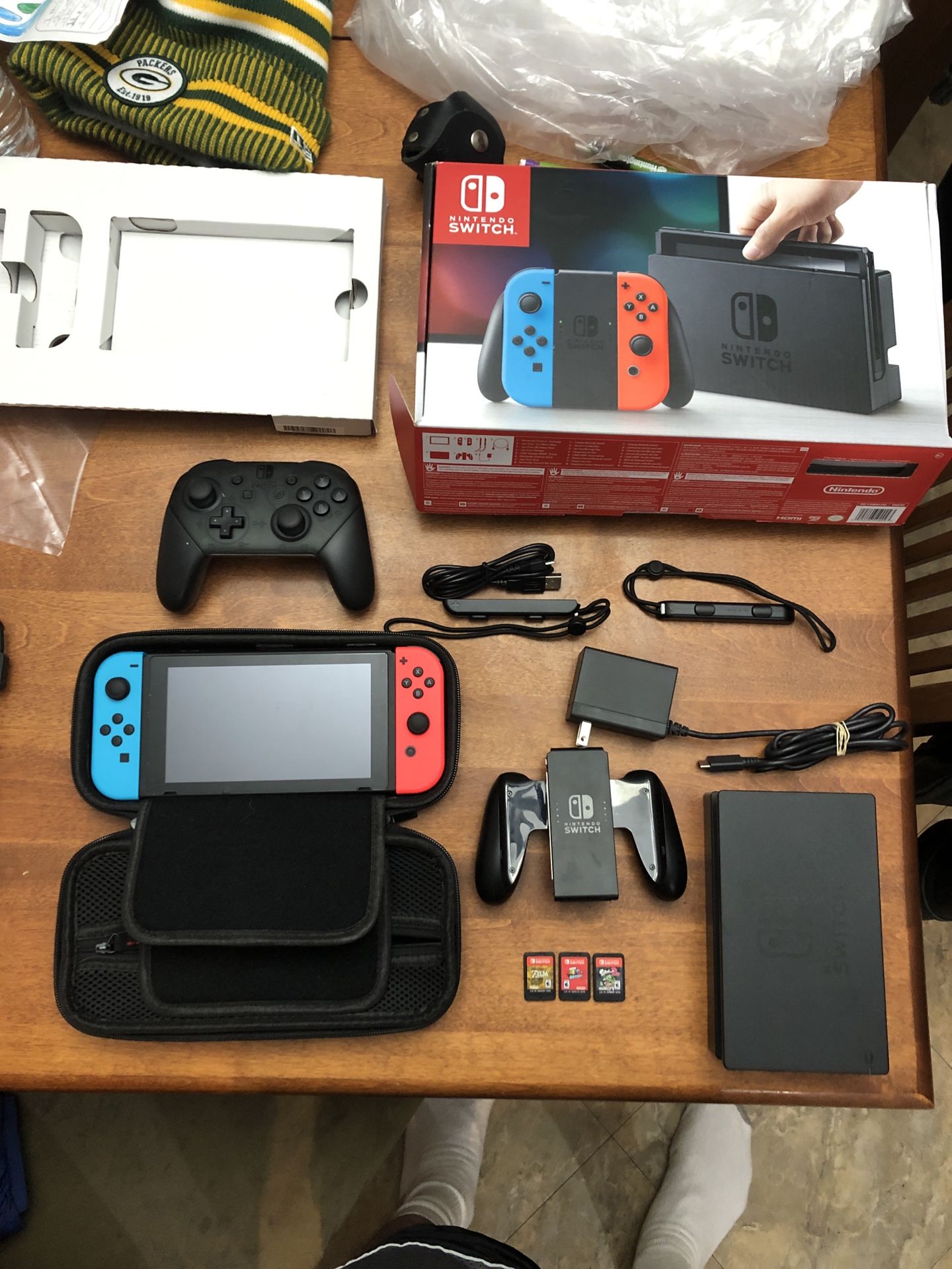 Nintendo Switch, wireless controller & 3 games