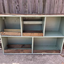 SOLID WOOD STORAGE SHELF